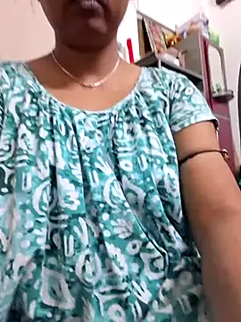 Cute Jiyaa online show from January 2026 11:42:02 PM