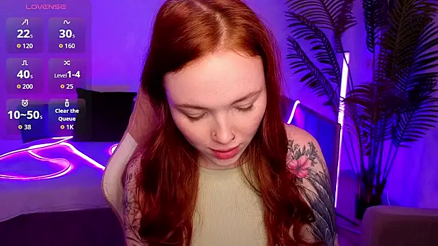 Maya Light online show from November 2025 09:45:01 AM