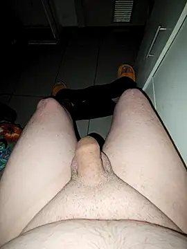 Snapshot of Usame_como_quieras chatting on September 2025 04:00:02 PM Usame como quieras online show from September 2025 04:00:02 PM