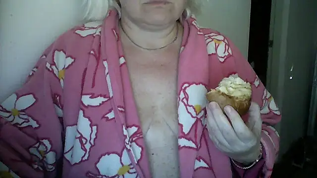 Mayya4321 online show from November 2025 01:22:04 PM