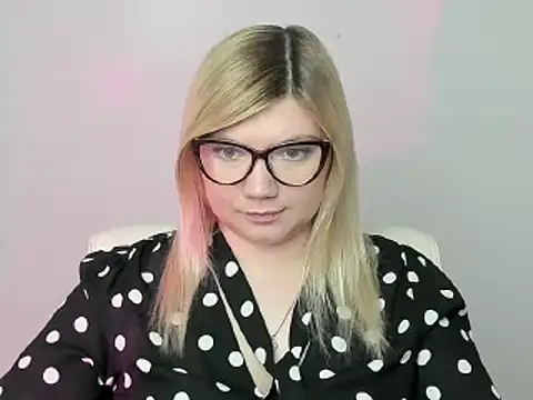 Lola moree online show from October 2025 12:42:02 PM