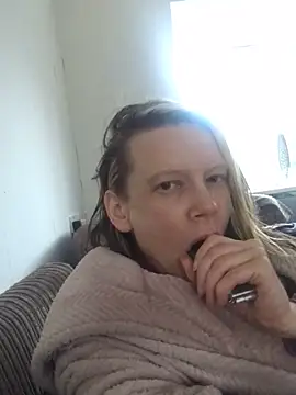 blondey206 online show from March 2025 06:43:01 AM