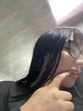 Melody rousse  online show from March 2025 07:38:01 PM