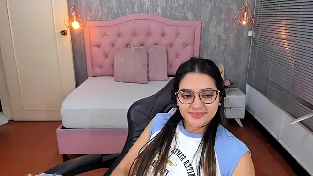 Hadley  online show from March 2025 09:50:01 AM