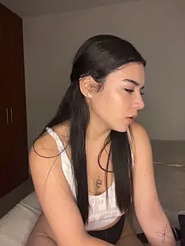 Snapshot of eileensophi chatting on May 2026 01:22:01 AM eileensophi online show from May 2026 01:22:01 AM