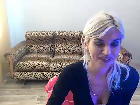 SexyBeatriice online show from September 2025 06:29:02 AM