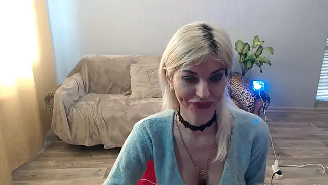 SexyBeatriice online show from March 2026 07:25:02 AM