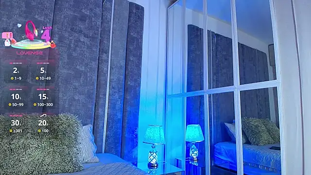 AliDiaz  online show from March 2026 06:19:02 PM