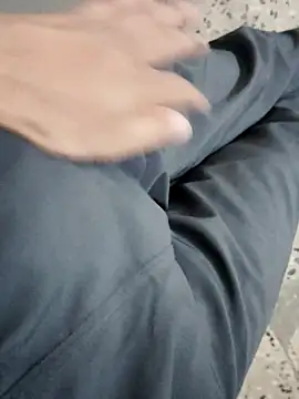 Snapshot of suggest121 chatting on March 2025 05:31:01 PM suggest121 online show from March 2025 05:31:01 PM