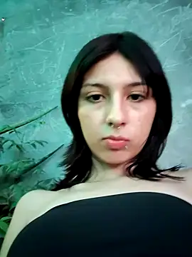 Snapshot of Maiden-Hot chatting on January 2025 10:31:02 PM Maiden-Hot online show from January 2025 10:31:02 PM