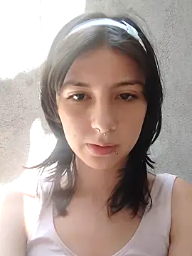 Snapshot of Maiden-Hot chatting on February 2025 04:32:01 PM Maiden-Hot online show from February 2025 04:32:01 PM