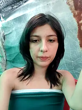 Snapshot of Maiden-Hot chatting on February 2025 07:53:01 PM Maiden-Hot online show from February 2025 07:53:01 PM