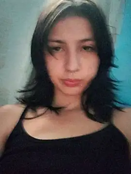 Snapshot of Maiden-Hot chatting on March 2025 05:05:02 PM Maiden-Hot online show from March 2025 05:05:02 PM