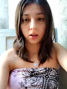 Snapshot of Maiden-Hot chatting on February 2026 06:45:01 PM Maiden-Hot online show from February 2026 06:45:01 PM