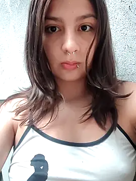 Snapshot of Maiden-Hot chatting on April 2026 09:17:01 PM Maiden-Hot online show from April 2026 09:17:01 PM