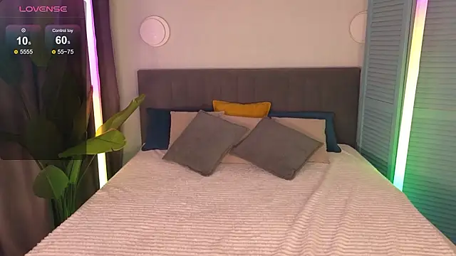 Snapshot of CaseyCraig chatting on March 2026 03:51:01 PM CaseyCraig online show from March 2026 03:51:01 PM