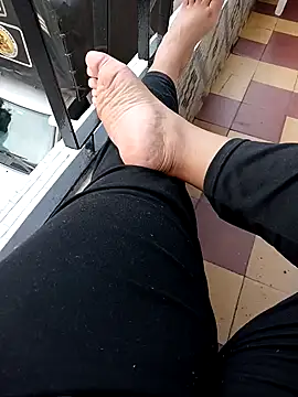 aleya bliss online show from February 2026 10:44:01 PM