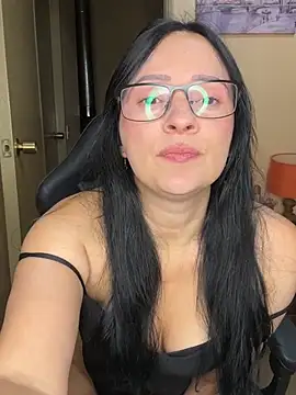 Snapshot of ValeriaVixen chatting on July 2026 09:08:01 PM ValeriaVixen online show from July 2026 09:08:01 PM