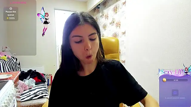 Snapshot of ErlinaBuoy chatting on July 2026 06:31:01 AM ErlinaBuoy online show from July 2026 06:31:01 AM