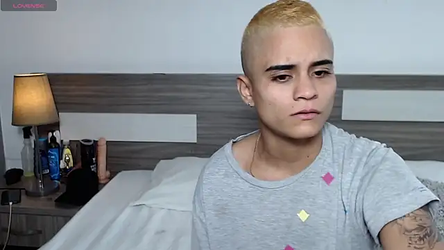 Liiamthompson online show from January 2026 11:01:01 AM