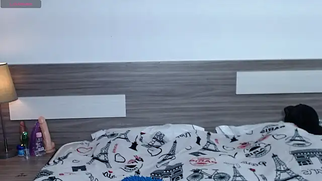 Liiamthompson online show from January 2026 10:09:02 AM