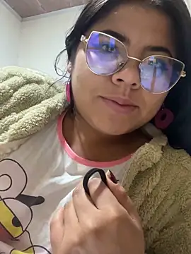 viccky vick online show from January 2025 07:36:01 AM