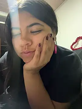 viccky vick online show from January 2025 03:11:02 AM