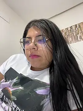 viccky vick online show from February 2025 01:21:02 PM