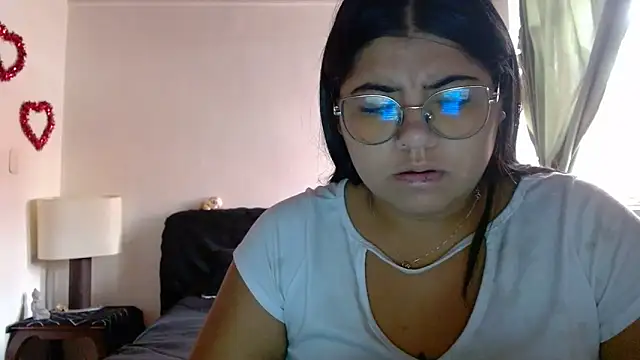 viccky vick online show from September 2025 09:49:02 PM