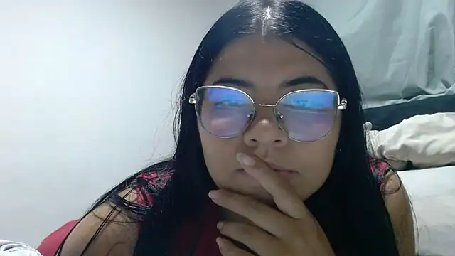 viccky vick online show from April 2026 12:35:01 AM