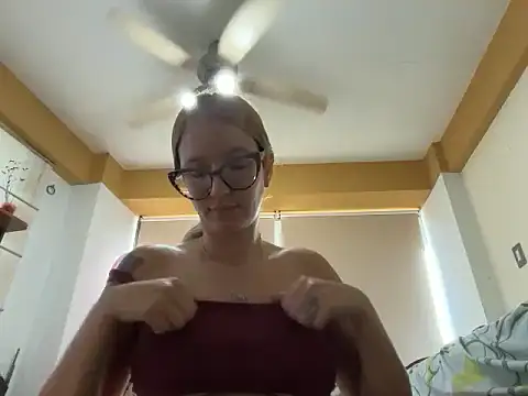 Mermaid-hana online show from October 2025 11:44:01 AM