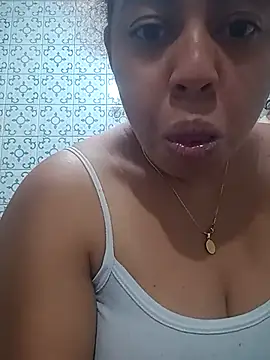 alexandraluv online show from February 2025 05:27:01 PM