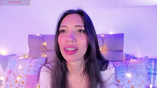 Miss veronicaa2 online show from February 2025 06:46:01 PM