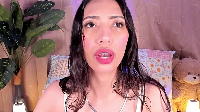 Miss veronicaa2 online show from July 2026 01:09:01 PM