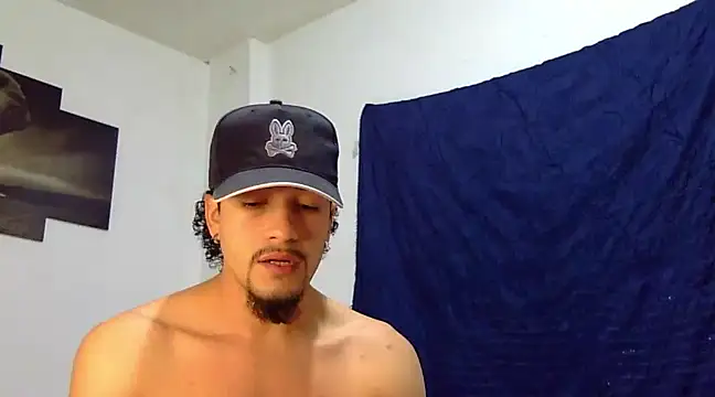 Keiviid online show from February 2025 01:41:01 PM