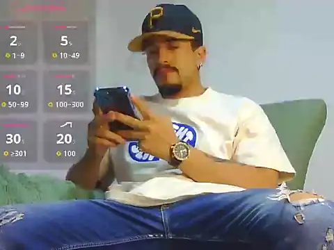 Snapshot of Keiviid chatting on June 2026 03:39:02 PM Keiviid online show from June 2026 03:39:02 PM