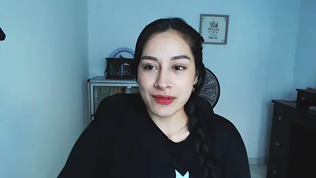 Marce0 online show from March 2025 09:17:01 PM