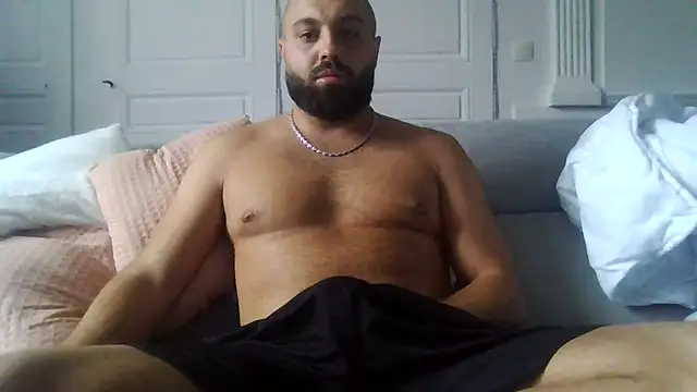 Snapshot of Zer_oki chatting on September 2025 02:42:02 PM Zer oki online show from September 2025 02:42:02 PM