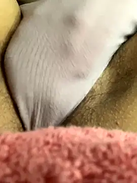 Snapshot of UnshavenPussyLoversonly chatting on December 2025 08:04:02 PM UnshavenPussyLoversonly online show from December 2025 08:04:02 PM