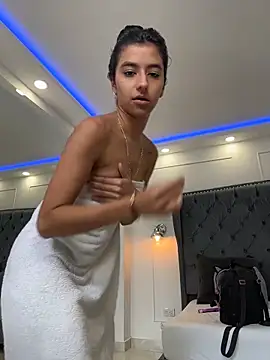 Snapshot of eva_roseee chatting on June 2026 09:15:01 PM eva roseee online show from June 2026 09:15:01 PM