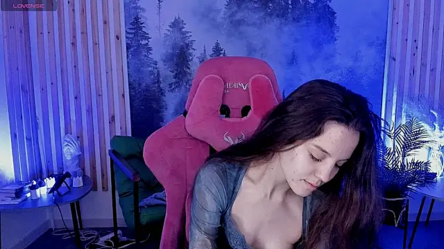 MilaStoyne online show from December 2025 08:29:02 AM