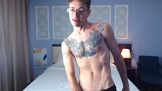 William Henry  online show from February 2025 06:58:02 AM