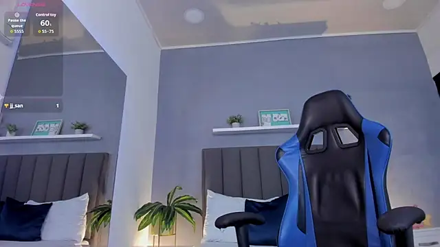 Snapshot of alessia_leroy chatting on February 2026 07:42:02 PM alessia leroy online show from February 2026 07:42:02 PM