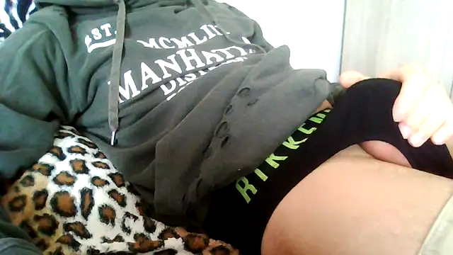 Snapshot of tommyboyteen chatting on March 2025 09:35:02 AM tommyboyteen online show from March 2025 09:35:02 AM