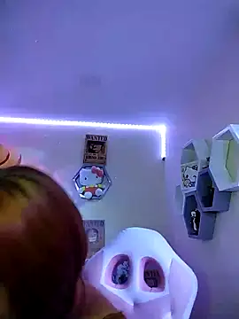 chloe rockss  online show from March 2025 09:10:02 PM