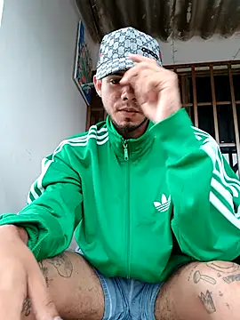 Niick01  online show from January 2026 10:41:02 PM