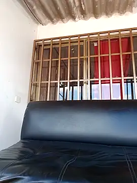 Niick01  online show from April 2026 02:48:02 PM