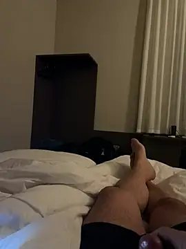 fuocovivo4 online show from January 2025 10:01:01 PM