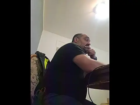 fuocovivo4 online show from March 2026 03:41:02 PM