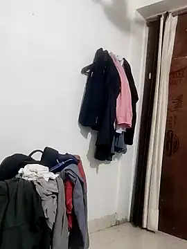 Snapshot of Hot_funky_boy chatting on February 2025 07:38:01 PM Hot funky boy online show from February 2025 07:38:01 PM